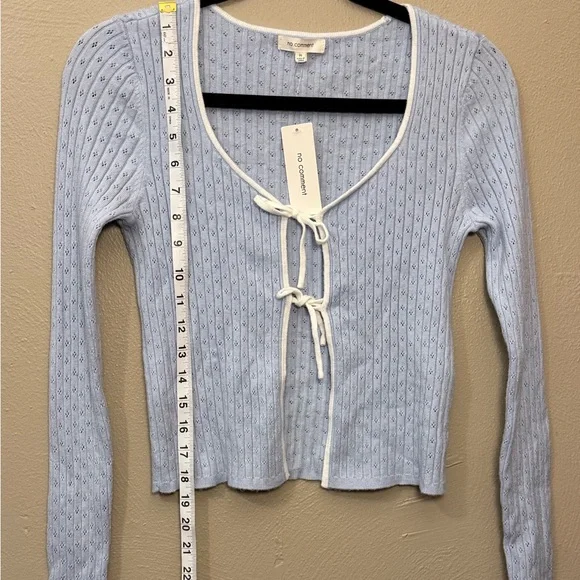 NWT No Comment Baby Blue Babydoll Cropped Tie Front Eyelet Cardigan Size Medium - Picture 4 of 7